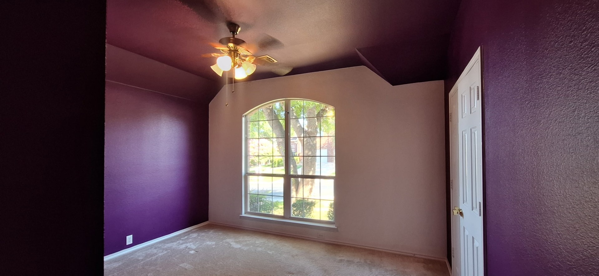 Freshly painted living room — interior painting San Antonio